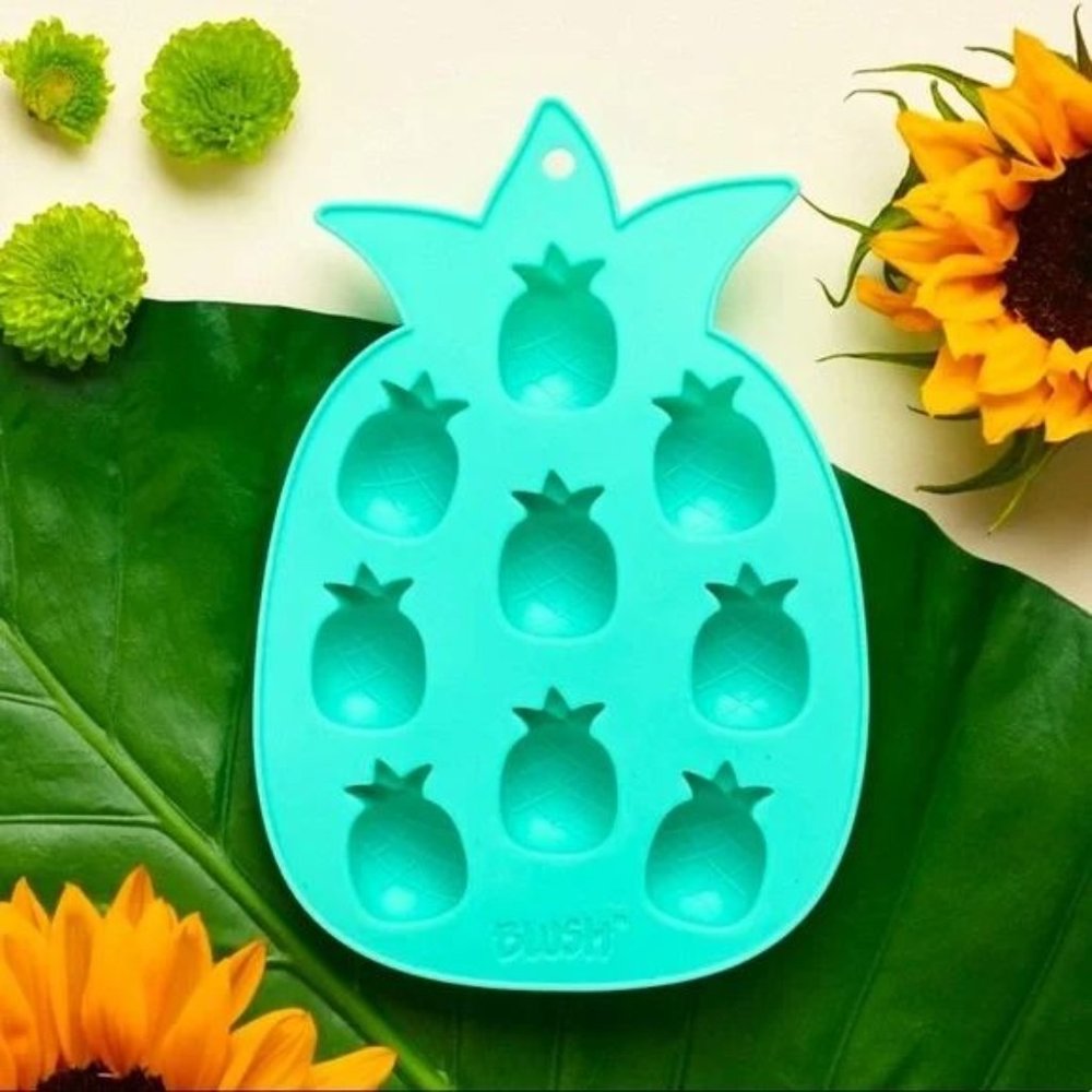 Blush Pineapple Shaped Ice Mold Candy Mold Jello Jiggler Jello Shots Teal - Picture 3 of 6
